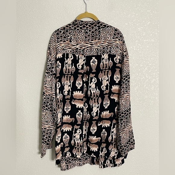 Chico’s Brown Black Aztec Button Down Cardigan 2/Large - Picture 5 of 6